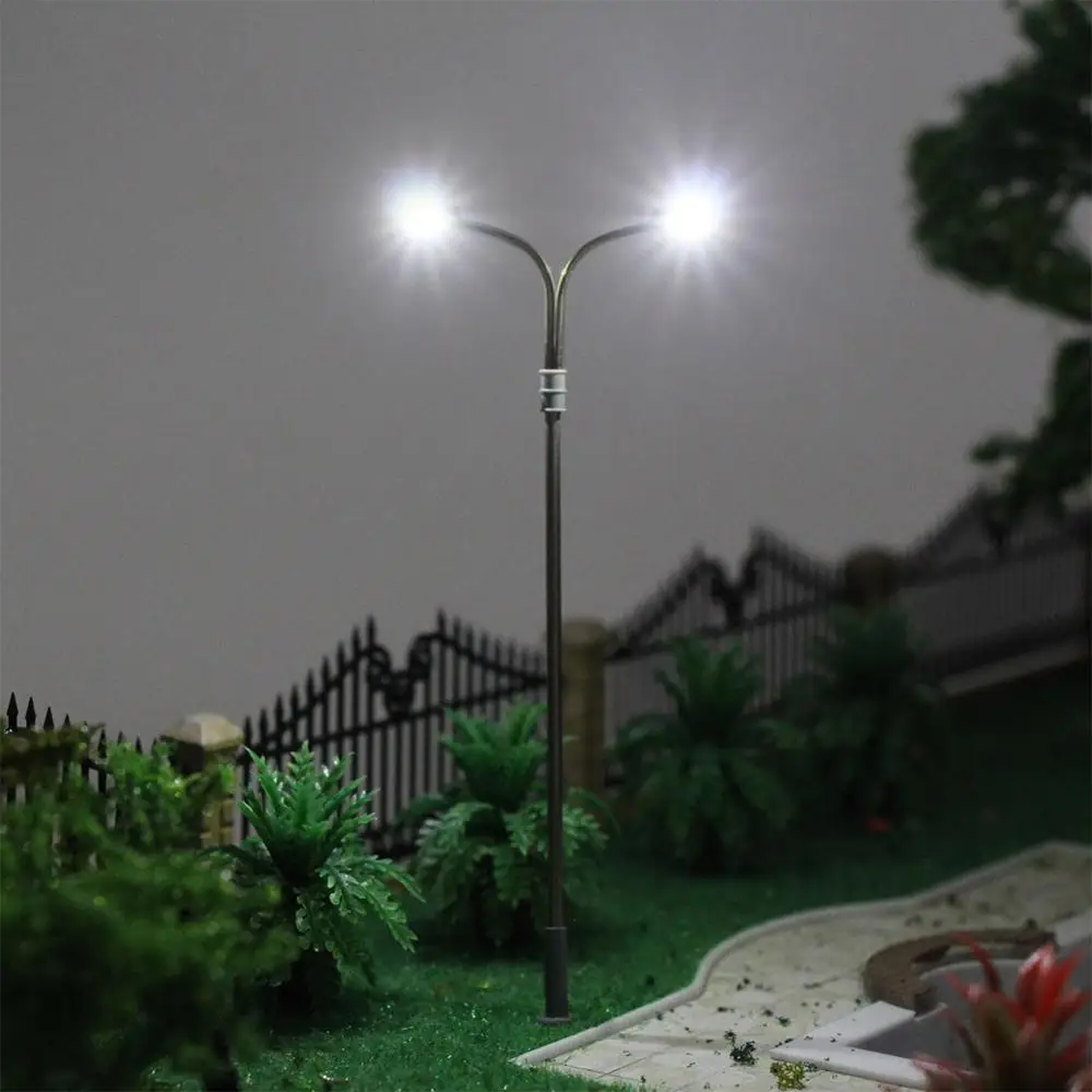 HO Scale Realistic Street Lamp Set (10Pieces) 8 HO Scale Realistic Street Lamp Set (10Pieces) - Image 8