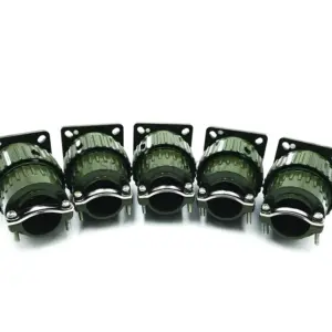 Military-Grade Circular Connectors 4-37 Pins 7 HTB1WxbhcvfM8KJjSZPfq6zklXXaz