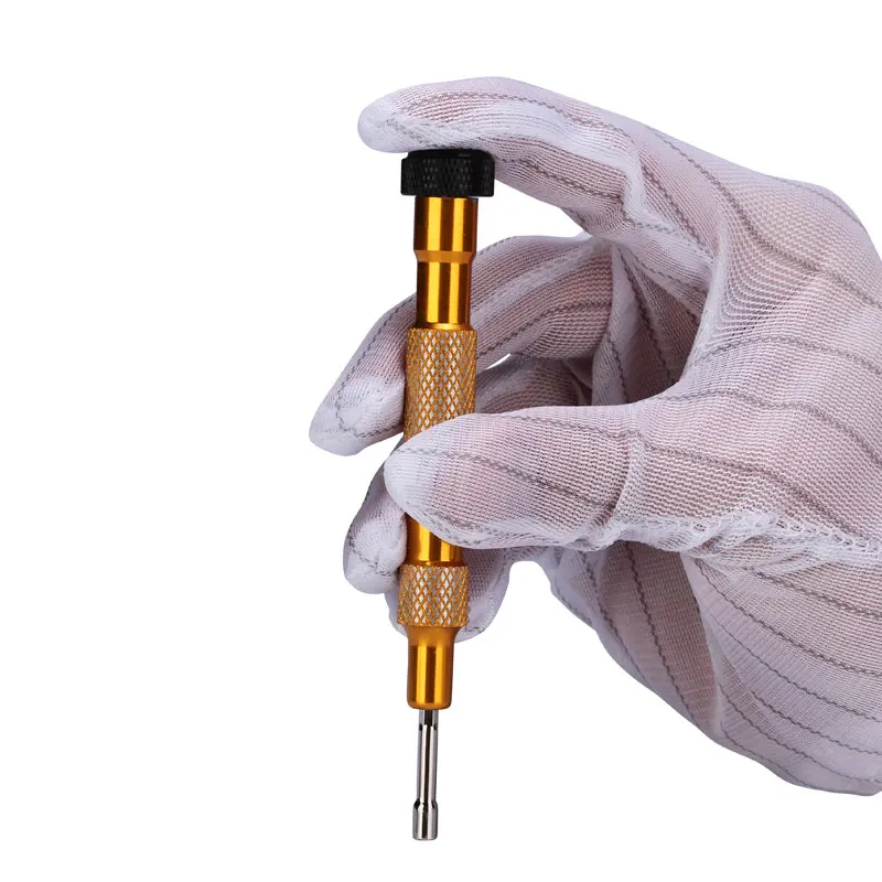 ESD Safe Gloves for Electronics Handling 2 ESD Safe Gloves for Electronics Handling - Image 2