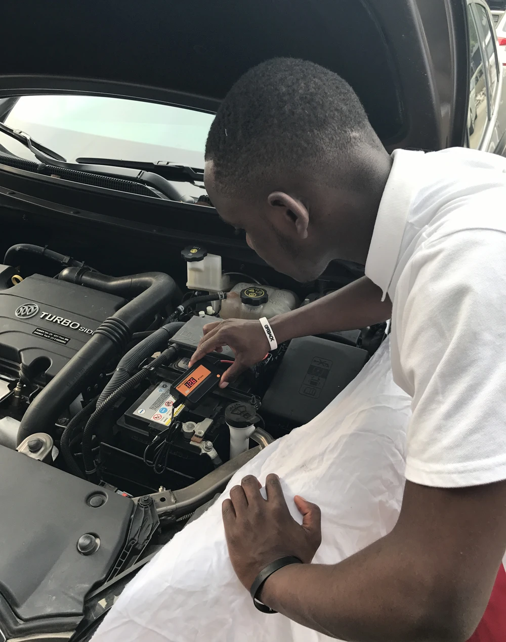 4A Lead-Acid Battery Desulfator for 12V-48V Systems 2 4A Lead-Acid Battery Desulfator for 12V-48V Systems - Image 2