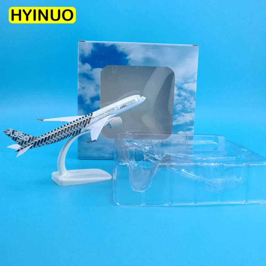 Airbus A350 XWB 1:400 Scale Diecast Model 6 Airbus A350 XWB 1:400 Scale Diecast Model - Image 6