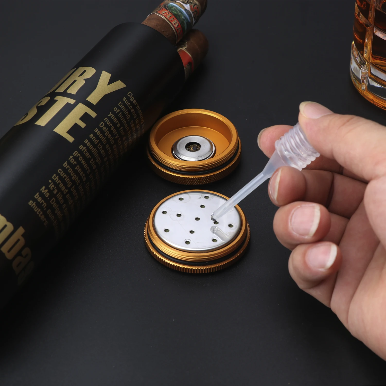 Premium Black Metal Travel Cigar Humidor 4 Premium Black Metal Travel Cigar Humidor - Image 4