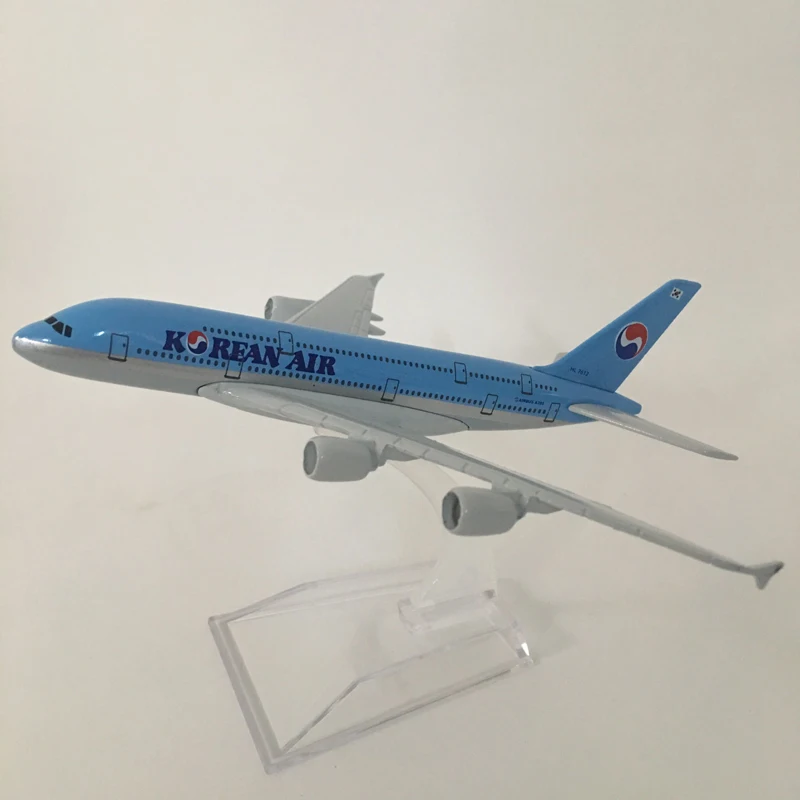 Korean Air Airbus A380 Diecast Model 1:400 Scale 4 Korean Air Airbus A380 Diecast Model 1:400 Scale - Image 4