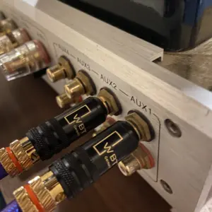 Hb721987319444589a414b54606647cebL