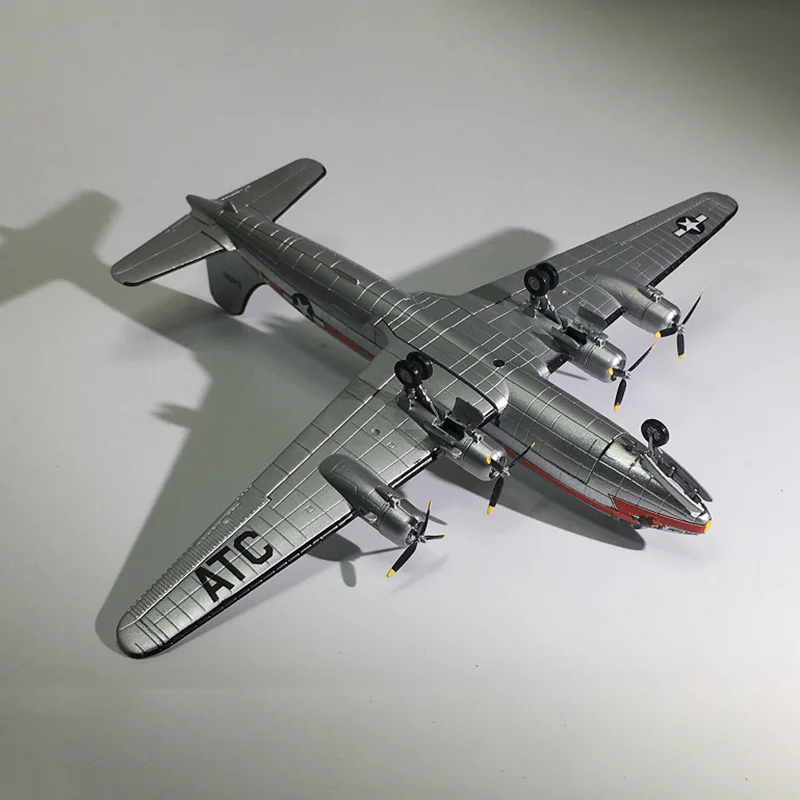 C-54 SkyMaster Diecast Model 1/144 Scale 3 C-54 SkyMaster Diecast Model 1/144 Scale - Image 3