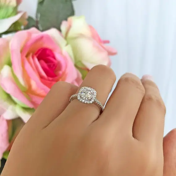 Elegant Silver Cubic Zirconia Ring 2 Elegant Silver Cubic Zirconia Ring - Image 2