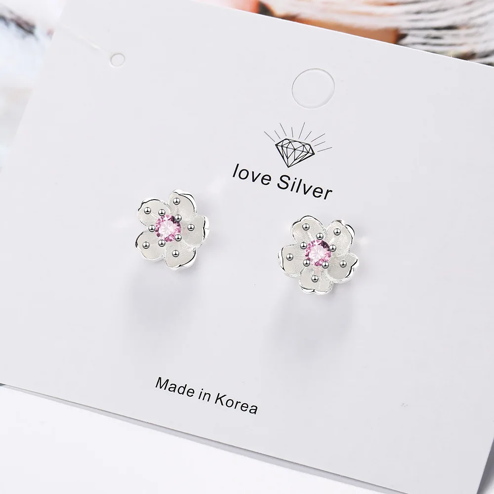 Elegant Daisy Earrings for Women 5 Elegant Daisy Earrings for Women - Image 5