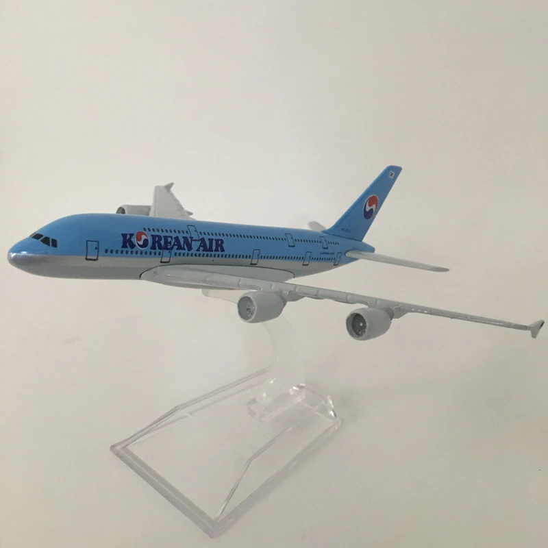 Korean Air Airbus A380 Diecast Model 1:400 Scale 3 Korean Air Airbus A380 Diecast Model 1:400 Scale - Image 3