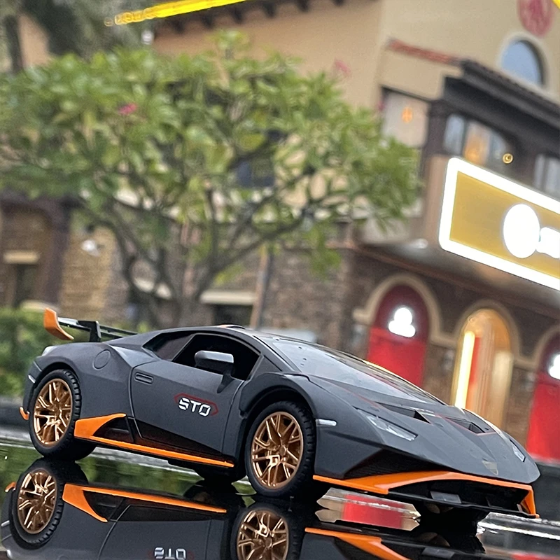 1:24 Lamborghini Huracan STO Diecast Model 10 1:24 Lamborghini Huracan STO Diecast Model - Image 10