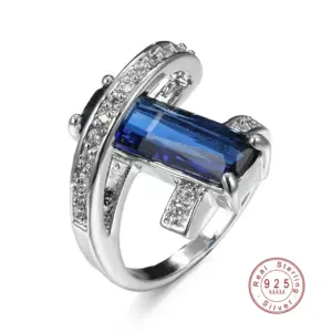 He59e700c5ef94110a941756adca7e0f6i