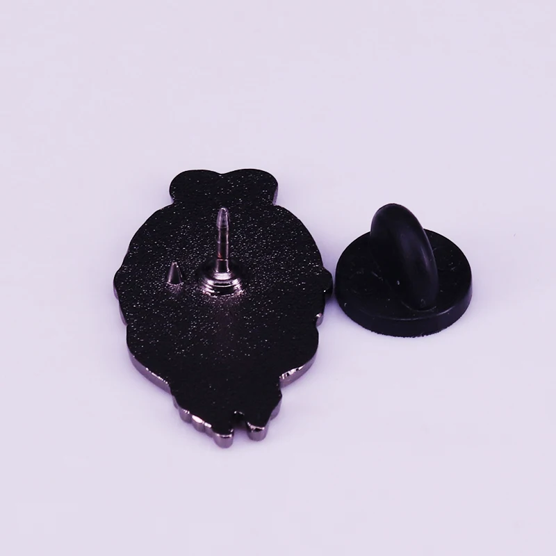 Horror-Inspired Copper Brooch with Gas Mask Design 2 Horror-Inspired Copper Brooch with Gas Mask Design - Image 2