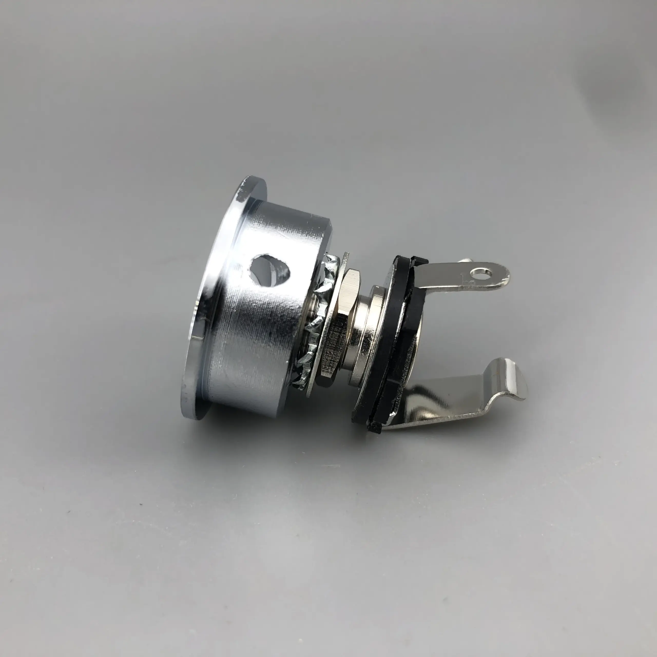 Vintage Tele Guitar Output Jack Socket in Metal 6 Vintage Tele Guitar Output Jack Socket in Metal - Image 6