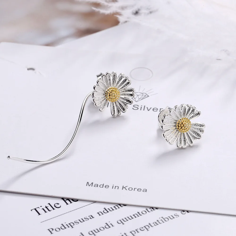 Elegant Asymmetric Daisy Chain Earrings in Silver 3 Elegant Asymmetric Daisy Chain Earrings in Silver - Image 3