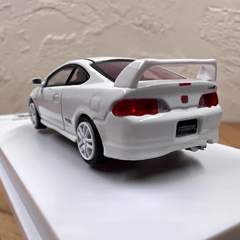 1/64 Scale Honda DC5 Diecast Model 4 1/64 Scale Honda DC5 Diecast Model - Image 4