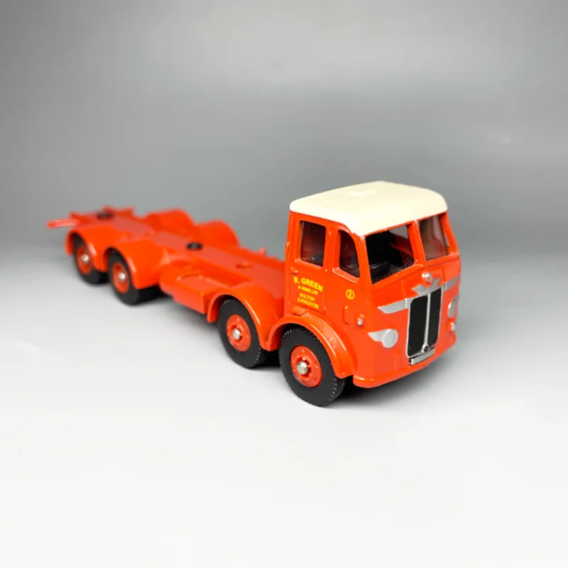 Vintage Alloy Truck Model for Collectors 2 Vintage Alloy Truck Model for Collectors - Image 2