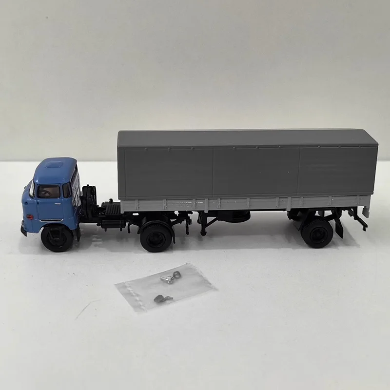 1:87 Scale IFA W50 Truck Diecast Model 8 1:87 Scale IFA W50 Truck Diecast Model - Image 8