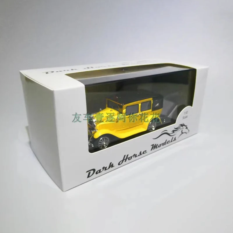 1931 Vintage Taxi Diecast Model - 1:43 Scale 6 1931 Vintage Taxi Diecast Model - 1:43 Scale - Image 6