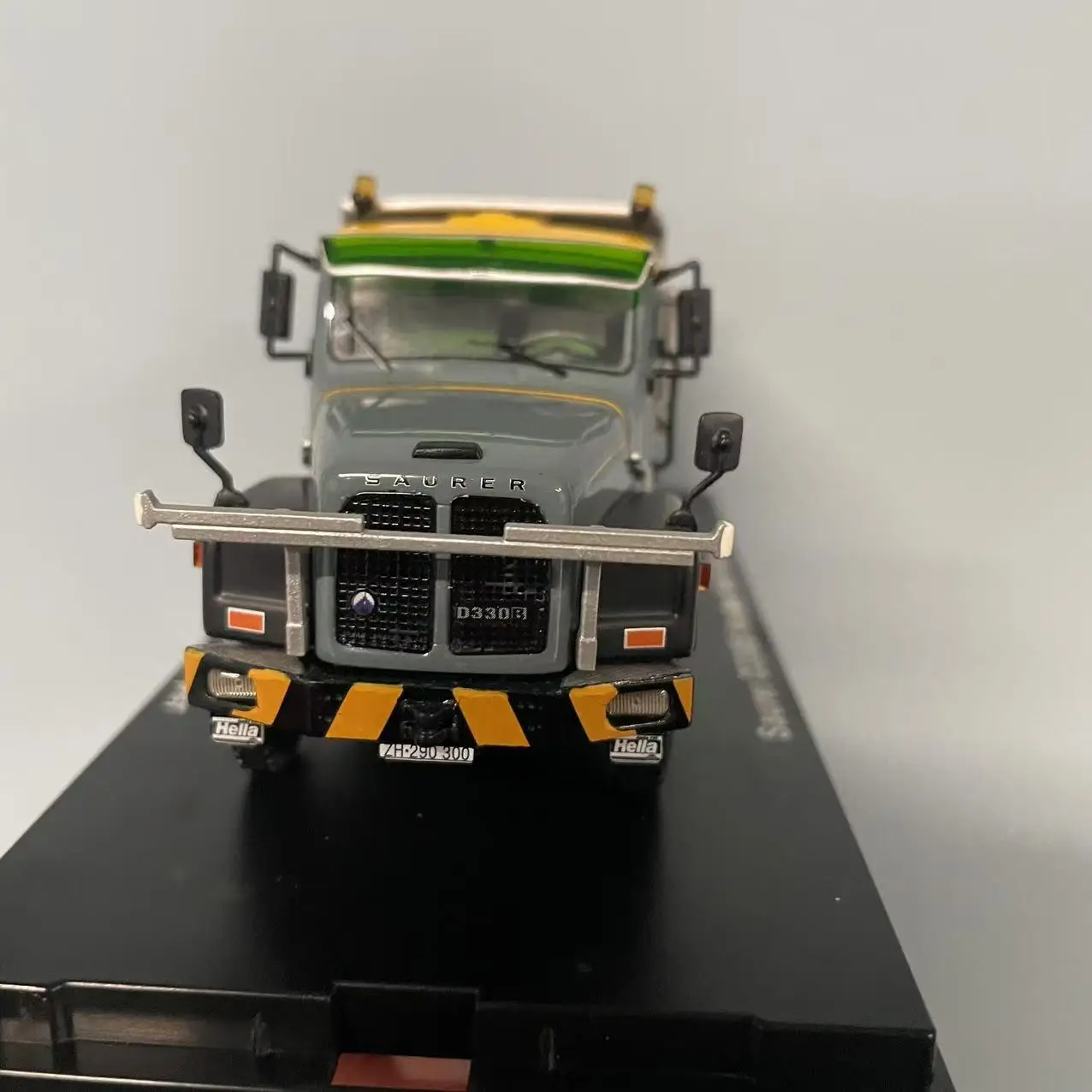 1/50 Scale Saurer D330B Hauber Construction Truck Model 3 1/50 Scale Saurer D330B Hauber Construction Truck Model - Image 3