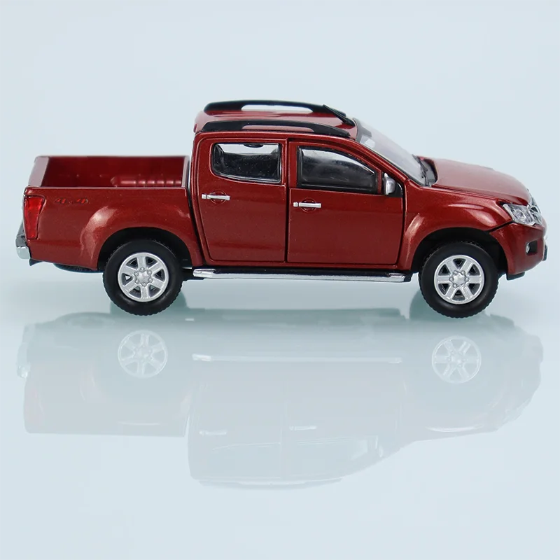 1:64 Isuzu D-Max Collectible Diecast Model 4 1:64 Isuzu D-Max Collectible Diecast Model - Image 4