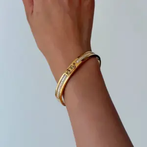 S0288bfc3062f4b60bee34d5f5a8b2711h