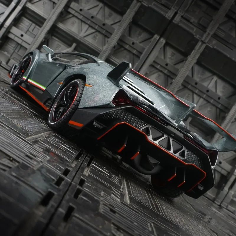 1:24 Lamborghini Veneno Diecast Model 6 1:24 Lamborghini Veneno Diecast Model - Image 6