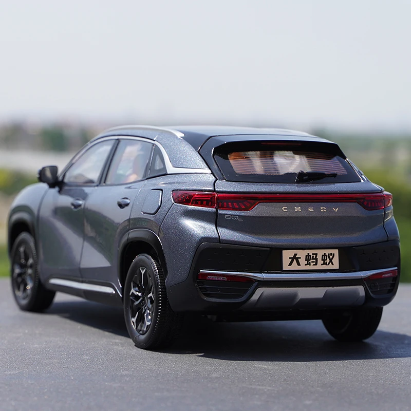 Chery EQ7 EV SUV 1:18 Diecast Model 3 Chery EQ7 EV SUV 1:18 Diecast Model - Image 3
