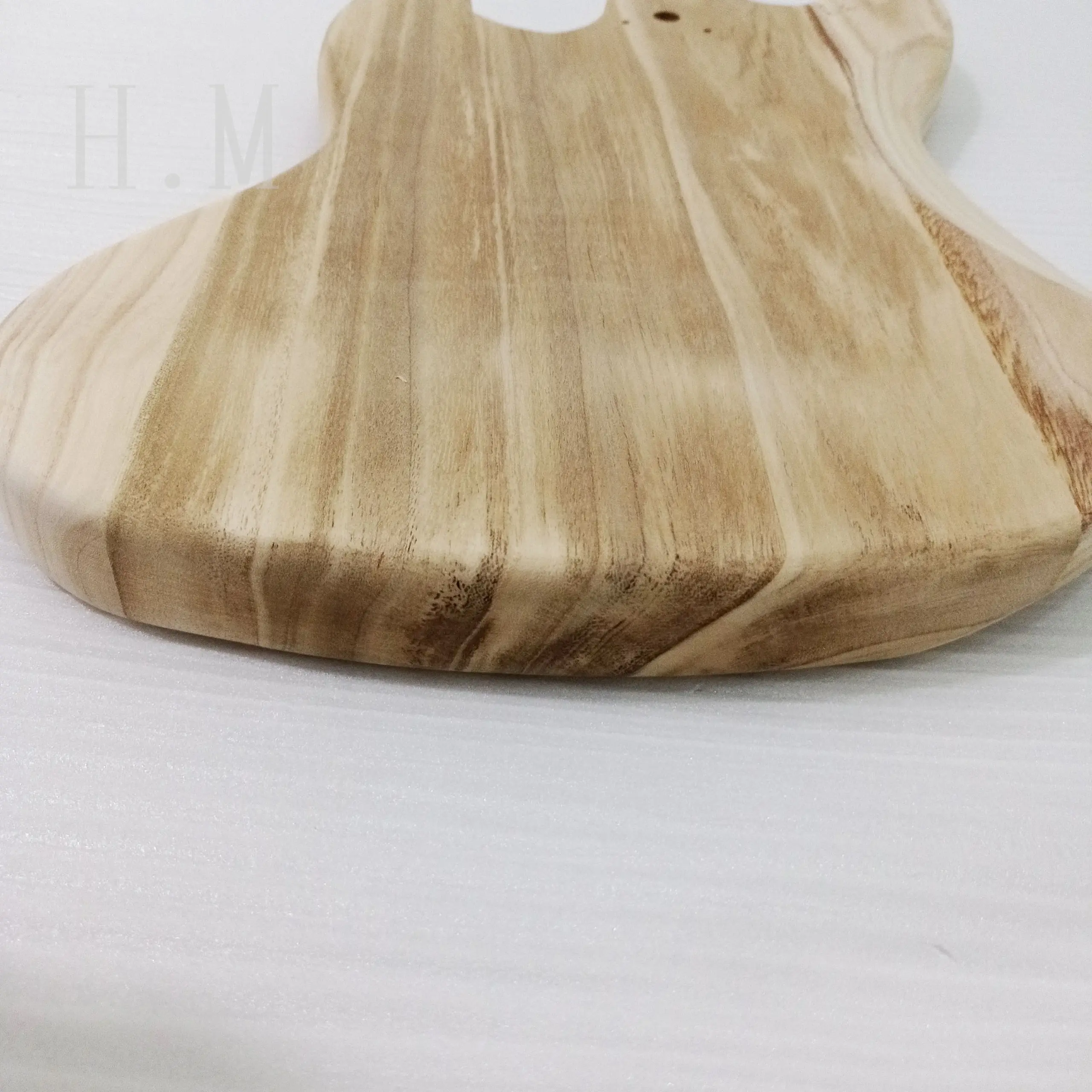 Natural DIY JB Electric Bass Body in Log Color 5 Natural DIY JB Electric Bass Body in Log Color - Image 5