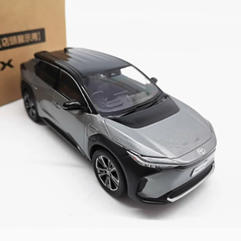 1/30 Scale Diecast Model of 2022 bZ4X SUV 4 1/30 Scale Diecast Model of 2022 bZ4X SUV - Image 4