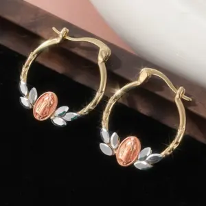 Elegant Gold and Silver Hoop Earrings for Women 6 S040d02d6c0e441a1a2d6b921918971040
