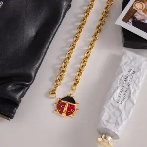 S04429418dc8d41c6b259741fba68567di