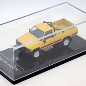 Vibrant Red 1984 Toyota Hilux Diecast Model 13 S04591a0b445b40f29a7e9e744e3ec29cp