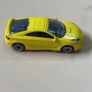 Vibrant 1/64 Scale Toyota Celica Diecast Model 12 S04c19b81d06041e4a224d5caebaf7ff2o