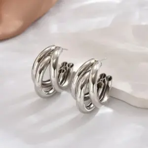 S0503ffca76c94f06a6ecccdd46587cbax