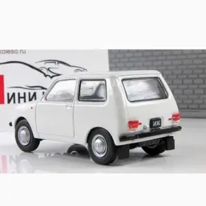 Vintage White IZH-14 Car Model for Display 6 S061f7ede9f8742a0ab856f18eeae0e60T