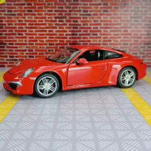 White Porsche 911 Diecast Model 1:24 Scale 17 S064e34a307514a6a905aa25a77183e43T