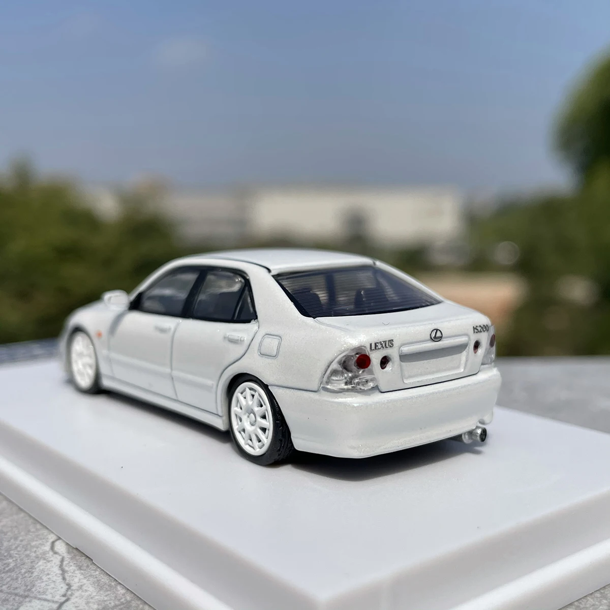 1:64 Scale Lexus IS Diecast Model 3 1:64 Scale Lexus IS Diecast Model - Image 3