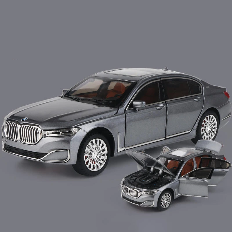 1:24 Alloy Scale Diecast Car Model 9 1:24 Alloy Scale Diecast Car Model - Image 9