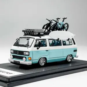 Vintage Volkswagen Camper Van Model by WELLY 10 S07548852a5df41bcb3c5f7228c85a84dV