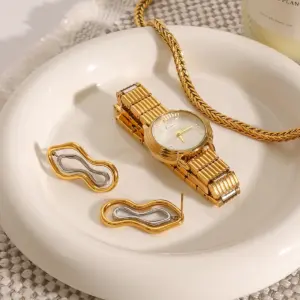 S076b1c111a3c4f99bb7bb7cd39e688d0G