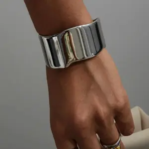 S0784144539444f64b8ee0eafa0a3d9a3m