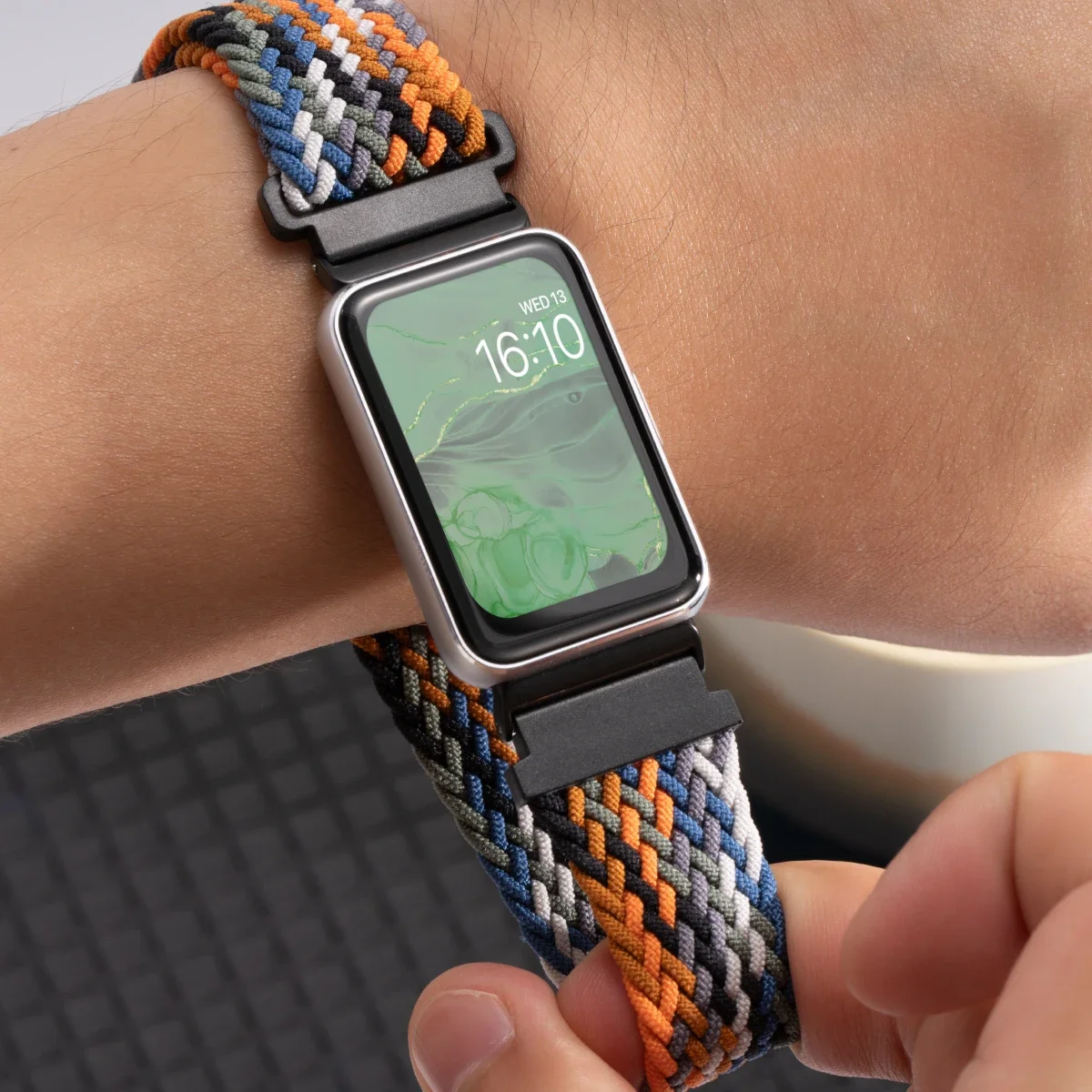 Samsung Galaxy Fit 3 Nylon Sport Strap 5 Samsung Galaxy Fit 3 Nylon Sport Strap - Image 5