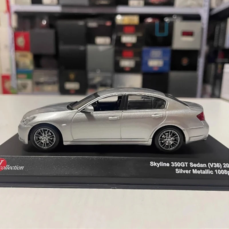 Nissan Skyline 350GT 1/43 Scale Diecast Model 2 Nissan Skyline 350GT 1/43 Scale Diecast Model - Image 2