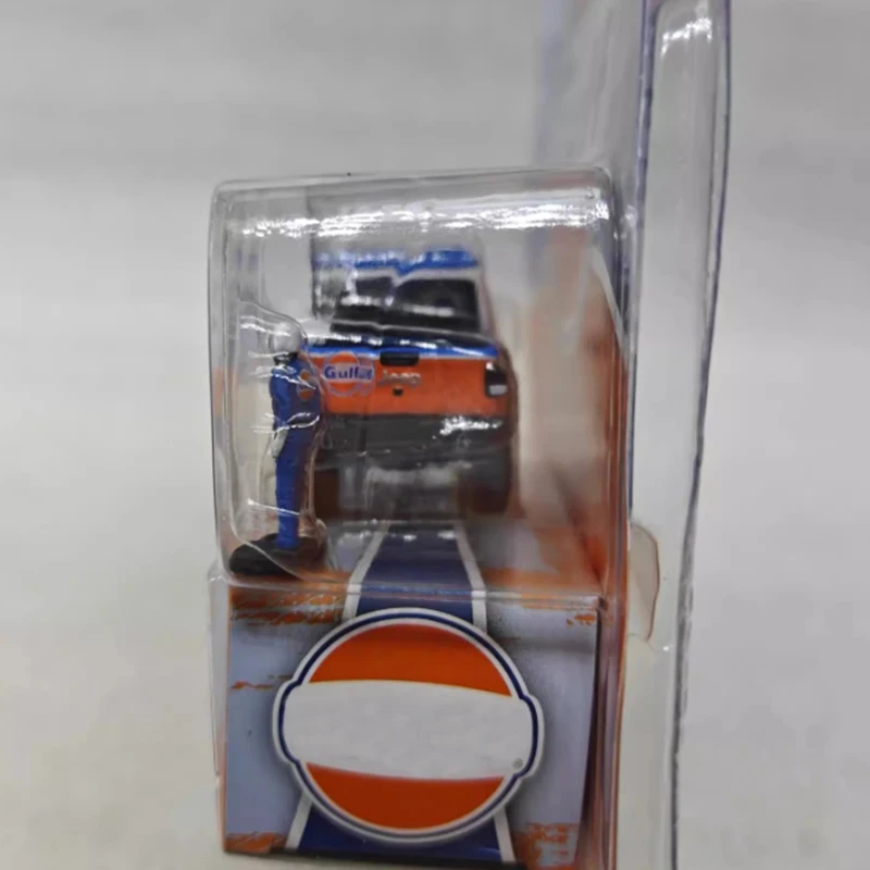 2021 Jeep Gladiator Diecast Model 1/64 Scale 5 2021 Jeep Gladiator Diecast Model 1/64 Scale - Image 5