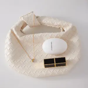 Minimalist Two-Tone Stainless Steel Necklace 12 S0827787e72ac4838bfcbfb6f249a4875R