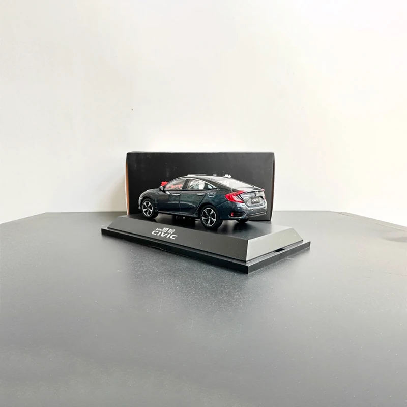 1:43 Honda Civic Diecast Model Collection 2 1:43 Honda Civic Diecast Model Collection - Image 2