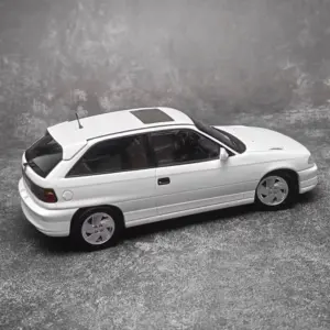 1:18 Opel Astra GSi 1991 Diecast Model 10 S086fb0b9aa5c4cd7ab5ff42810717a60Q