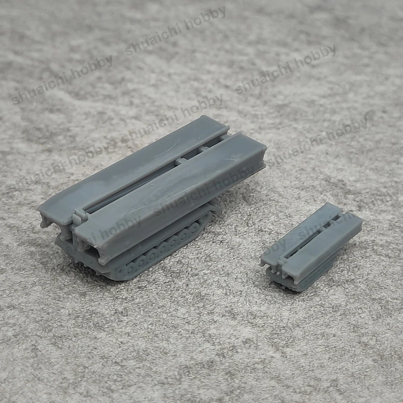 Resin Leopard Bridge Construction Vehicles Set 3 Resin Leopard Bridge Construction Vehicles Set - Image 3