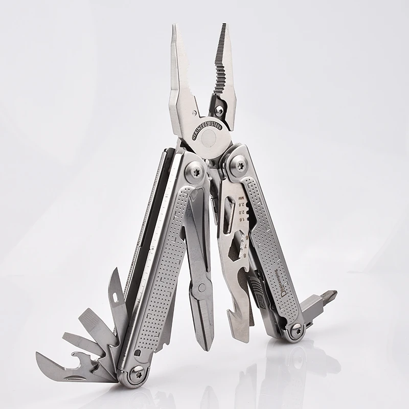 Daicamping DL302 Multi-Tool with Stainless Steel Features 2 Daicamping DL302 Multi-Tool with Stainless Steel Features - Image 2
