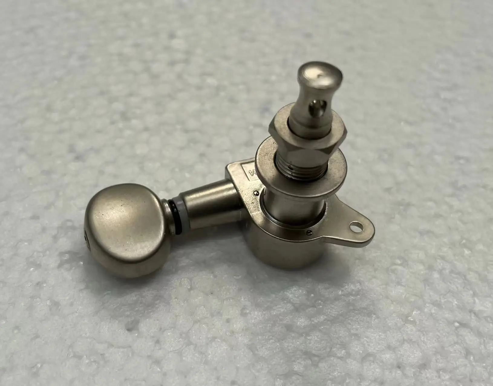 Professional Guitar Tuning Pegs Satin Silver 6 Professional Guitar Tuning Pegs Satin Silver - Image 6