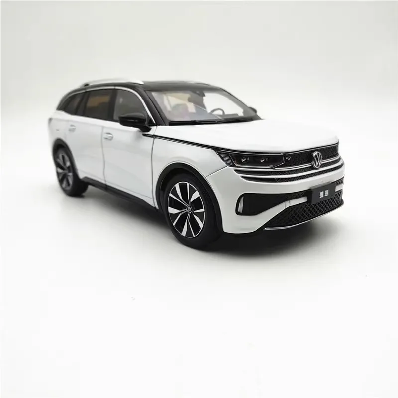 1:18 Scale Tavendor SUV Diecast Model 7 1:18 Scale Tavendor SUV Diecast Model - Image 7